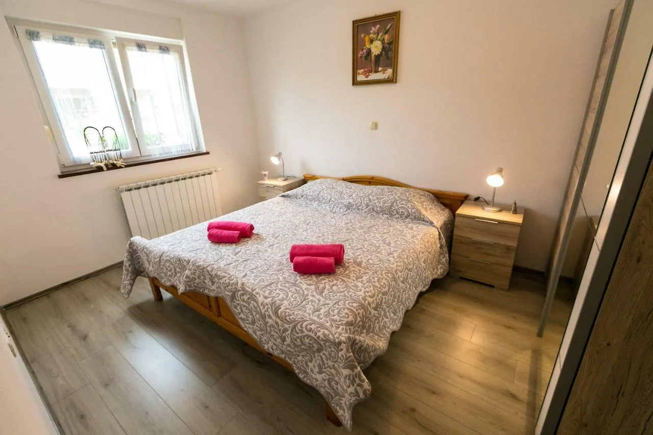 Amela Apartment Pula