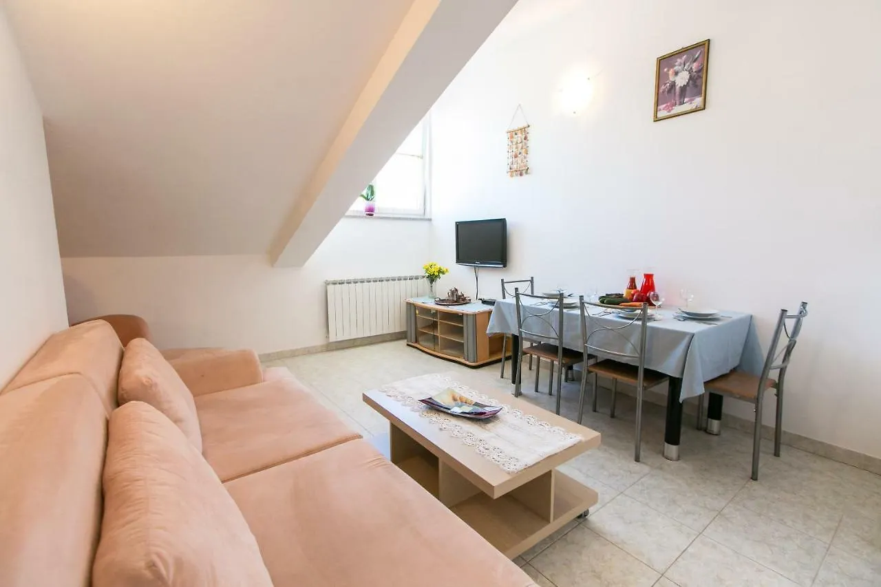 Amela Appartement Pula