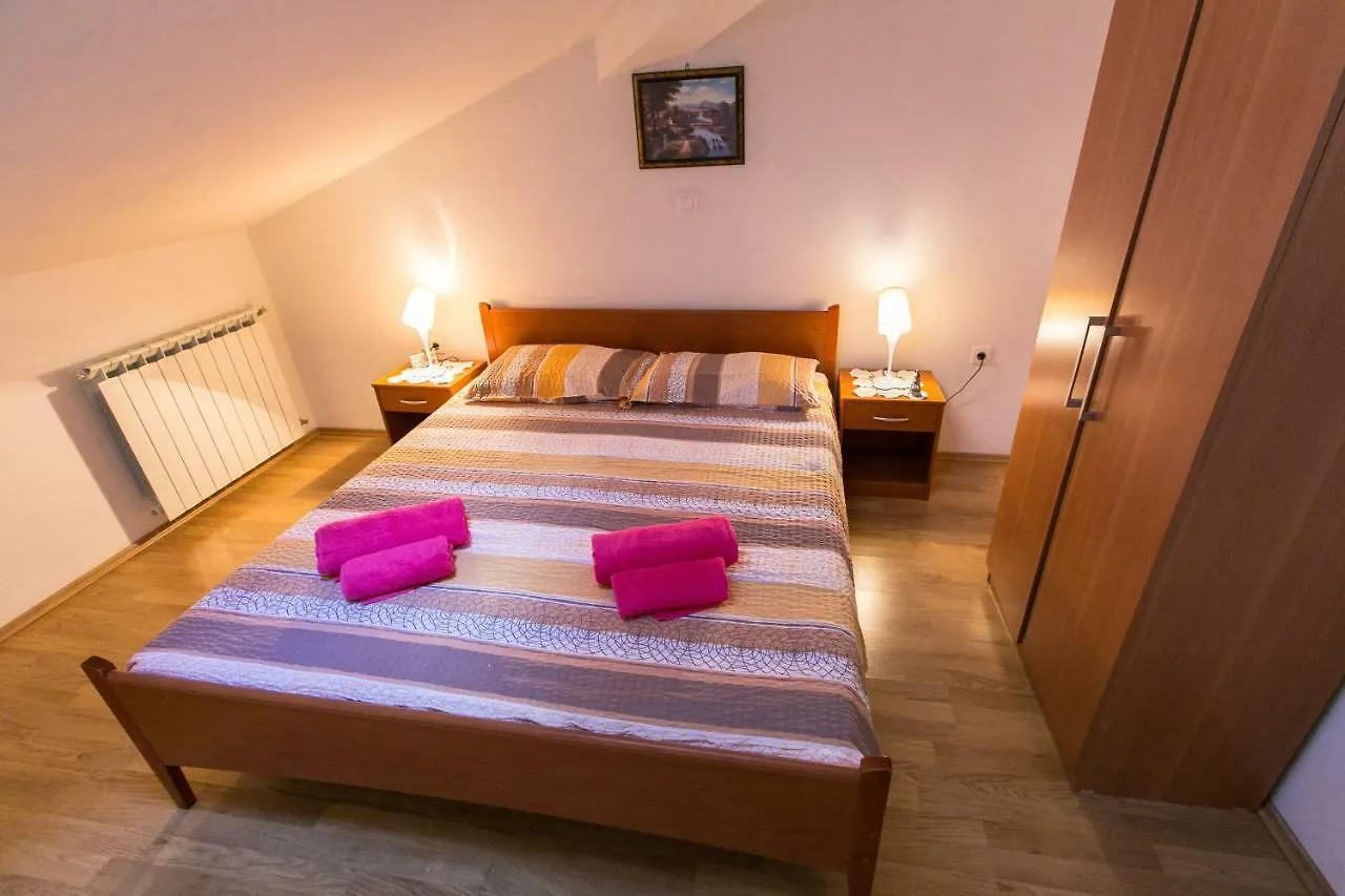 Amela Appartement Pula