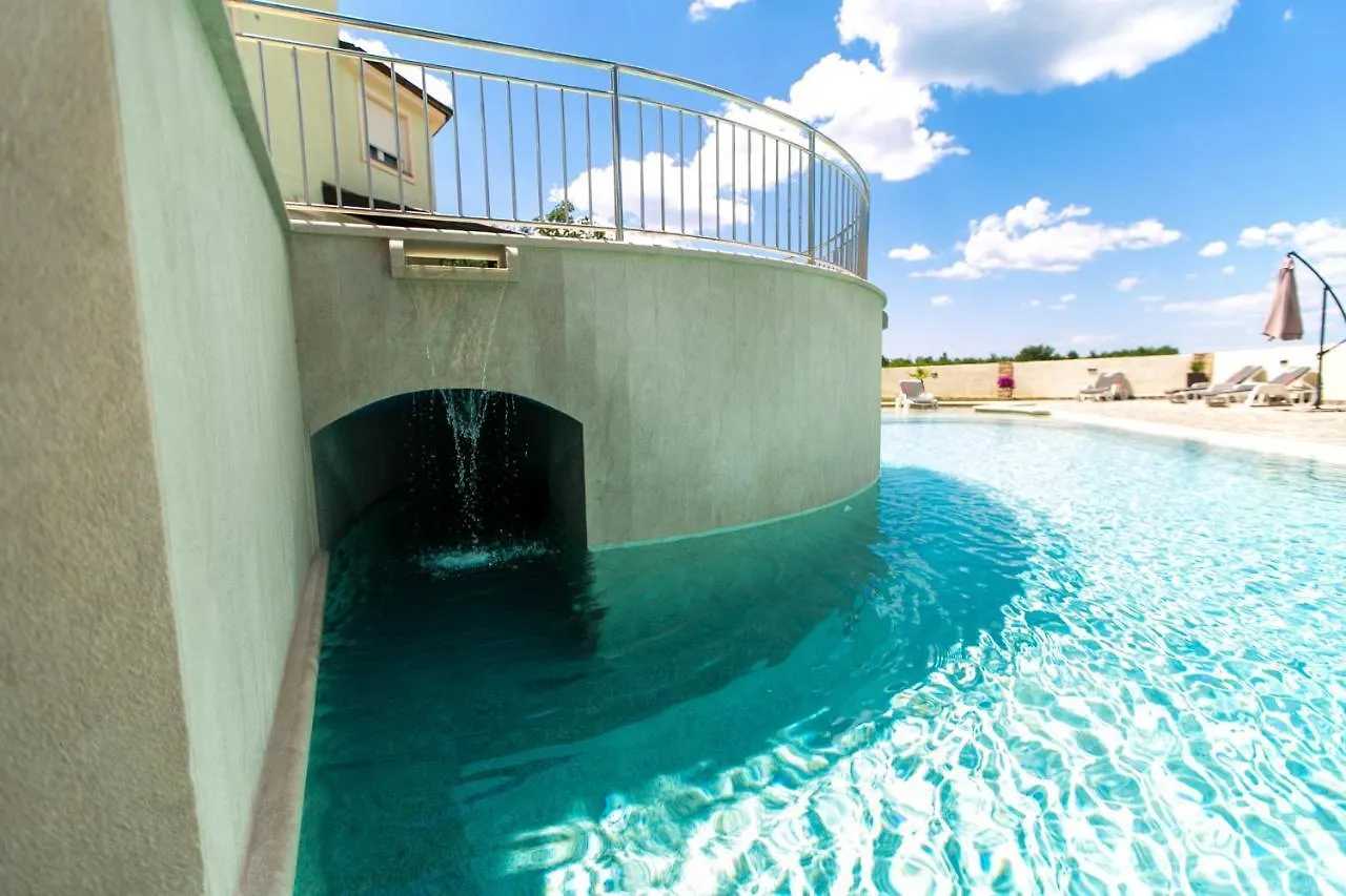 Amela Apartment Pula Croatia