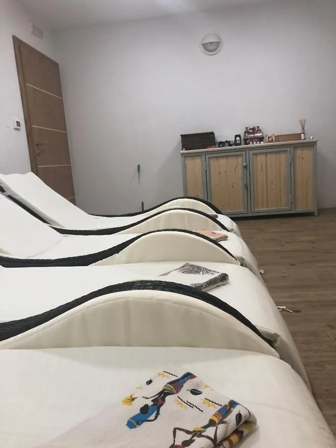 Amela Apartamento Pula
