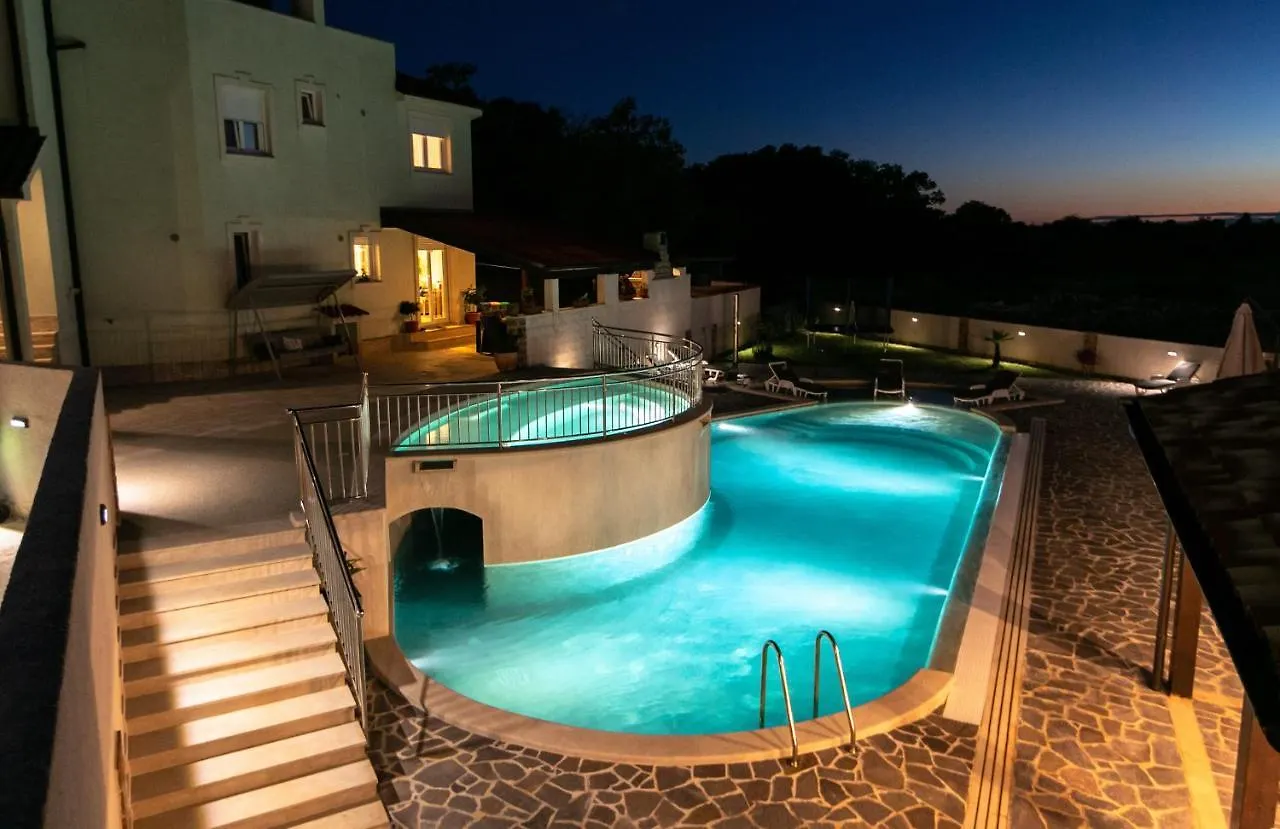 Amela Appartement Pula